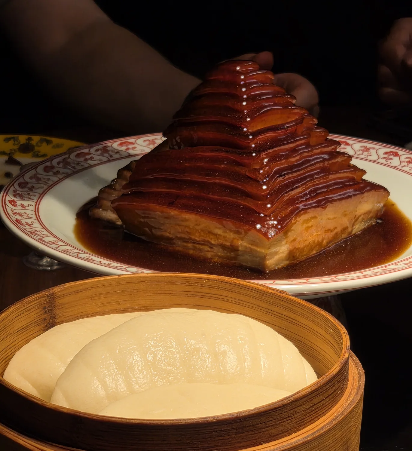 Pagoda pork (botapyuk) with steamed buns at Gyehyanggak Hyehwa Seoul