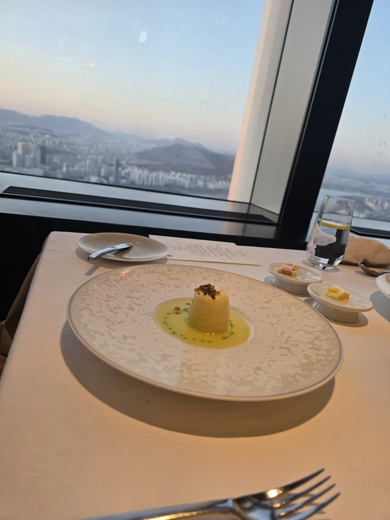 Scallop dish with the sunset view